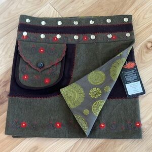 NWT Everest Reversible Adjustable wool wrap skirt